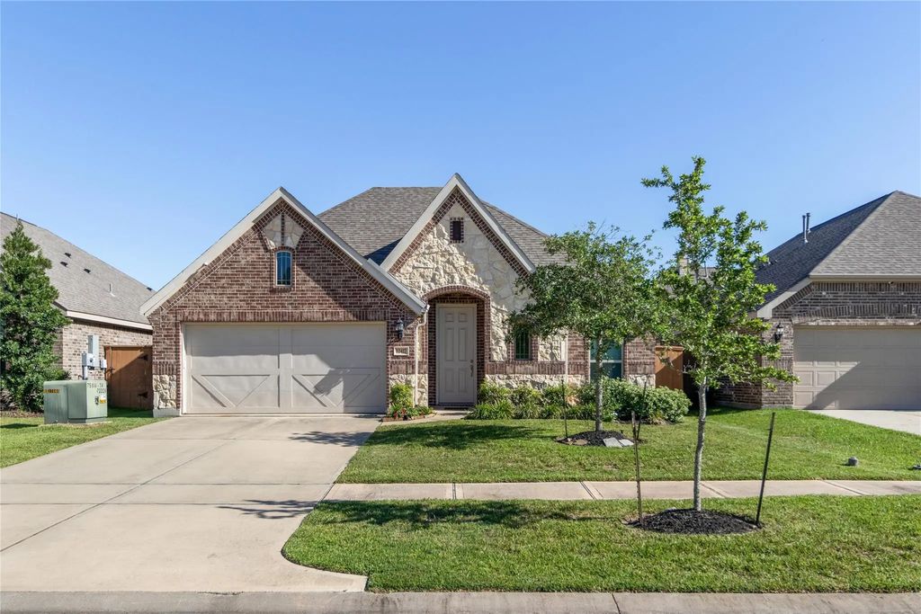 12417 Berberry Drive, Texas City