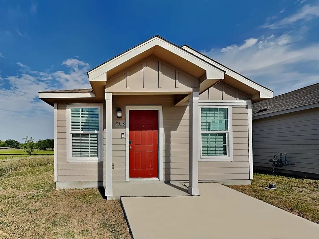 5528 Verdugos Palace, San Antonio