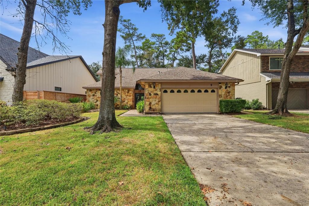 9 Huntsmans Horn Circle, The Woodlands