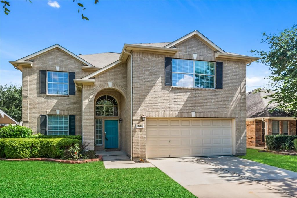12018 Piney Bend Drive, Tomball