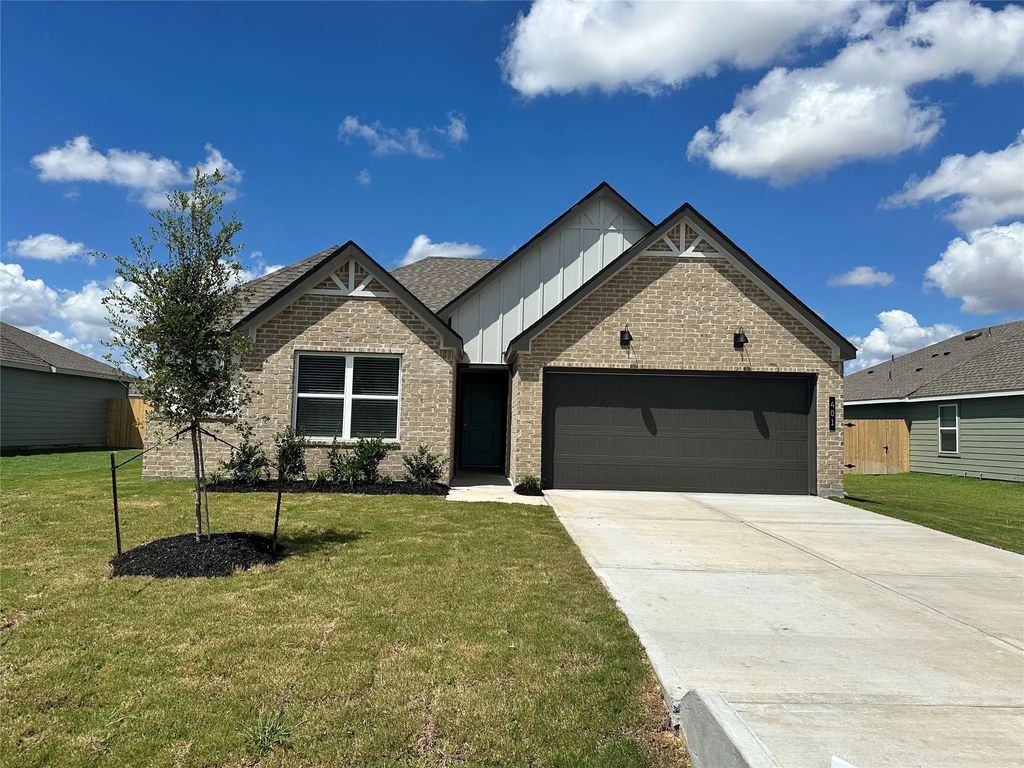 401 Combine Road, Snook