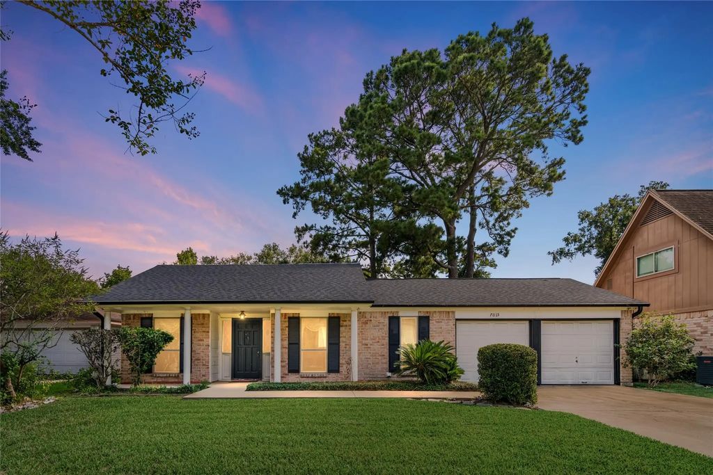 7015 Rosebrook Circle, Spring