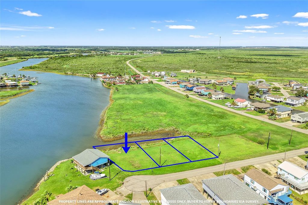Poop Deck - Lot 254 Lane, Freeport