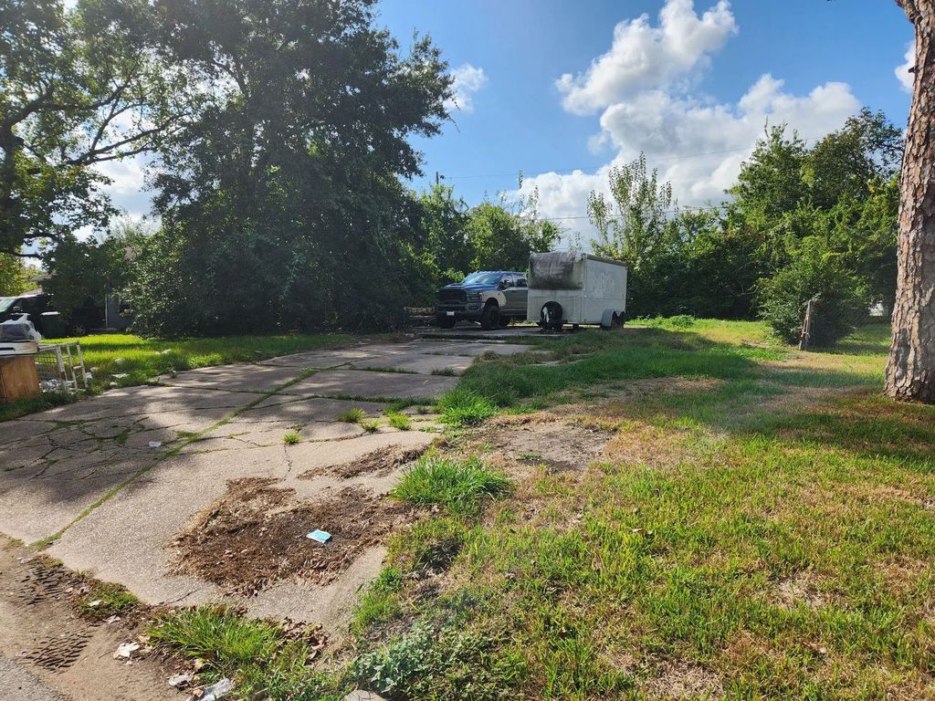 7414 Marilyn Lane, Houston