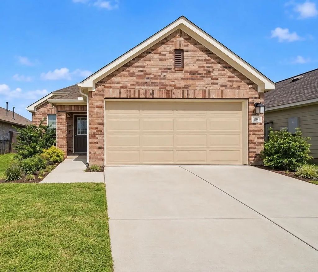 310 Harbor Bend Court, Willis