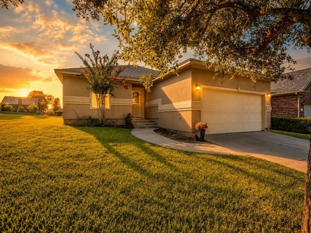 106 Harbour Town Way, Conroe