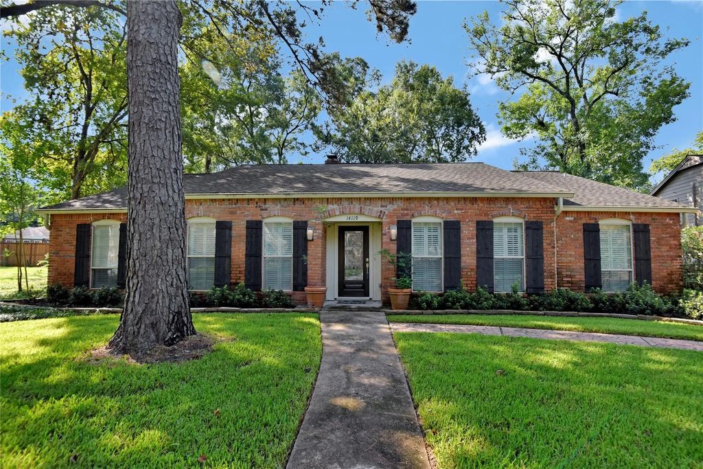 14119 Kellywood Lane, Houston