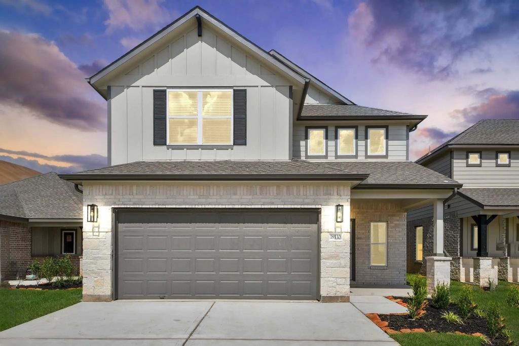 18530 Athena Flower Drive, Fresno