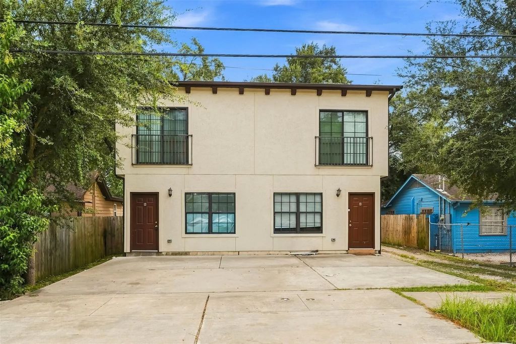 1718 Roxella Street A, Hockley