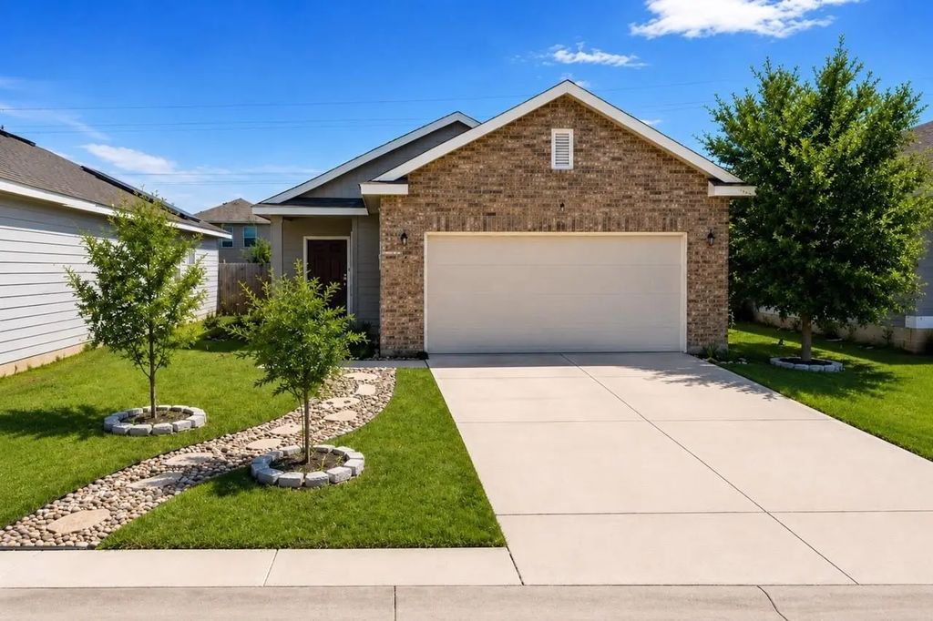253 Wonderful Life Way, Jarrell