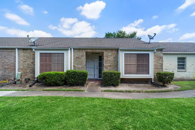 8952 Wilcrest Drive, Houston