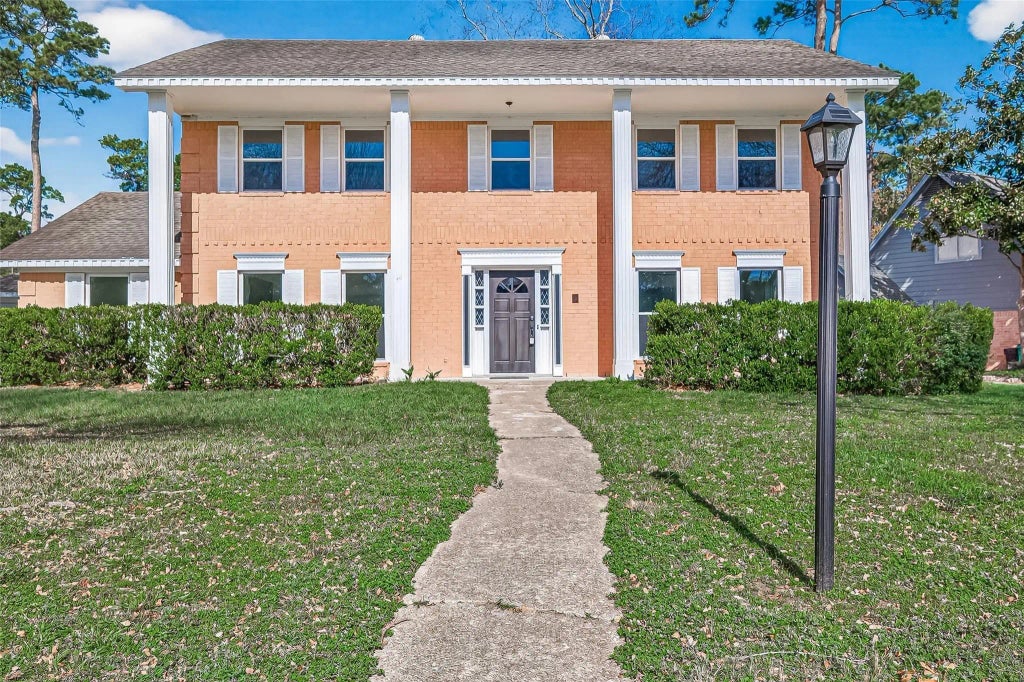 6210 Rippling Hollow Drive, Spring