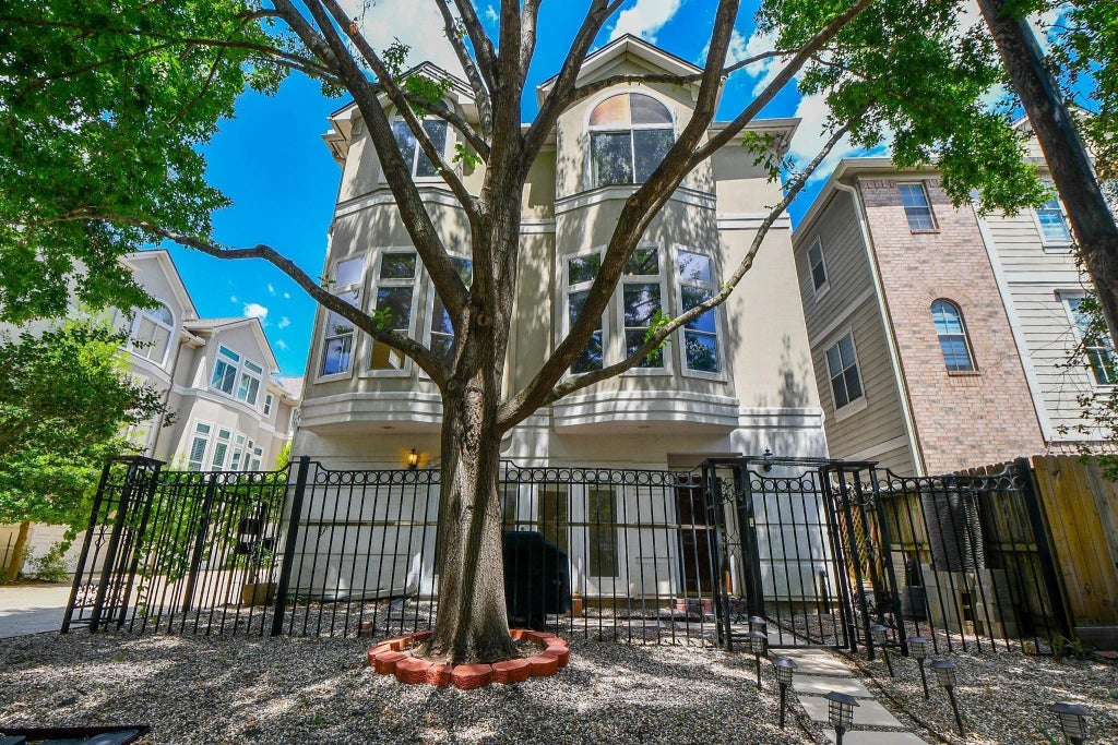 1025 Marconi Street, Houston