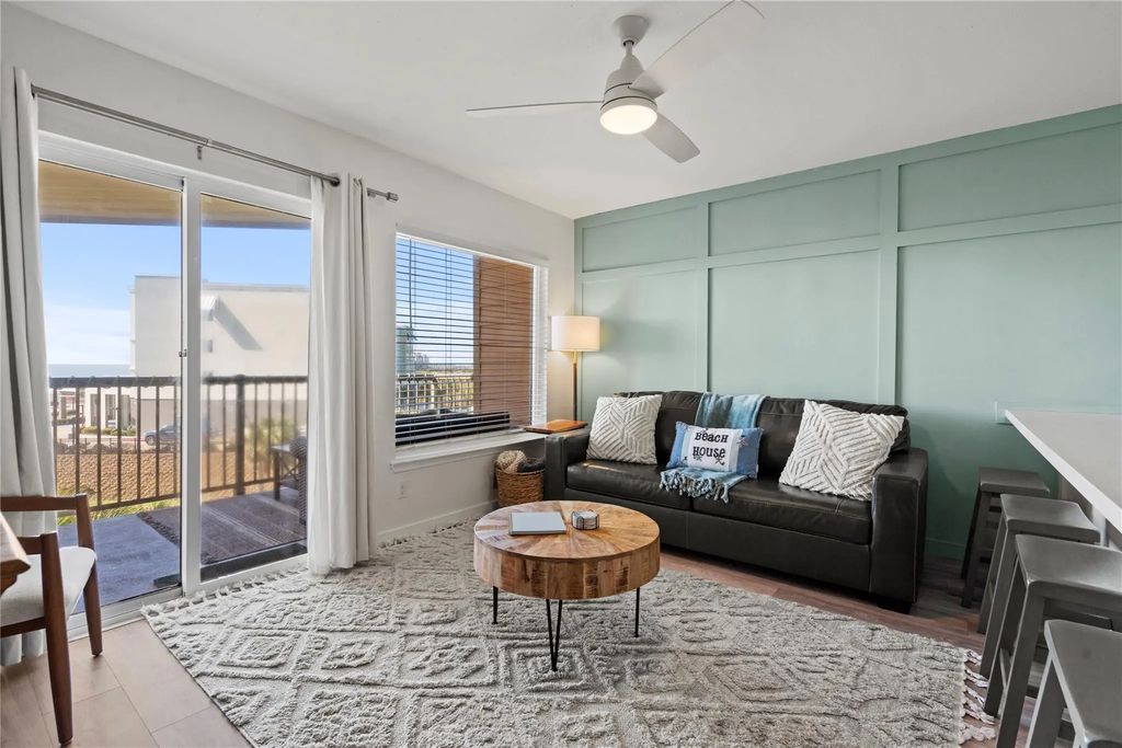 9520 Seawall Boulevard 315, Galveston