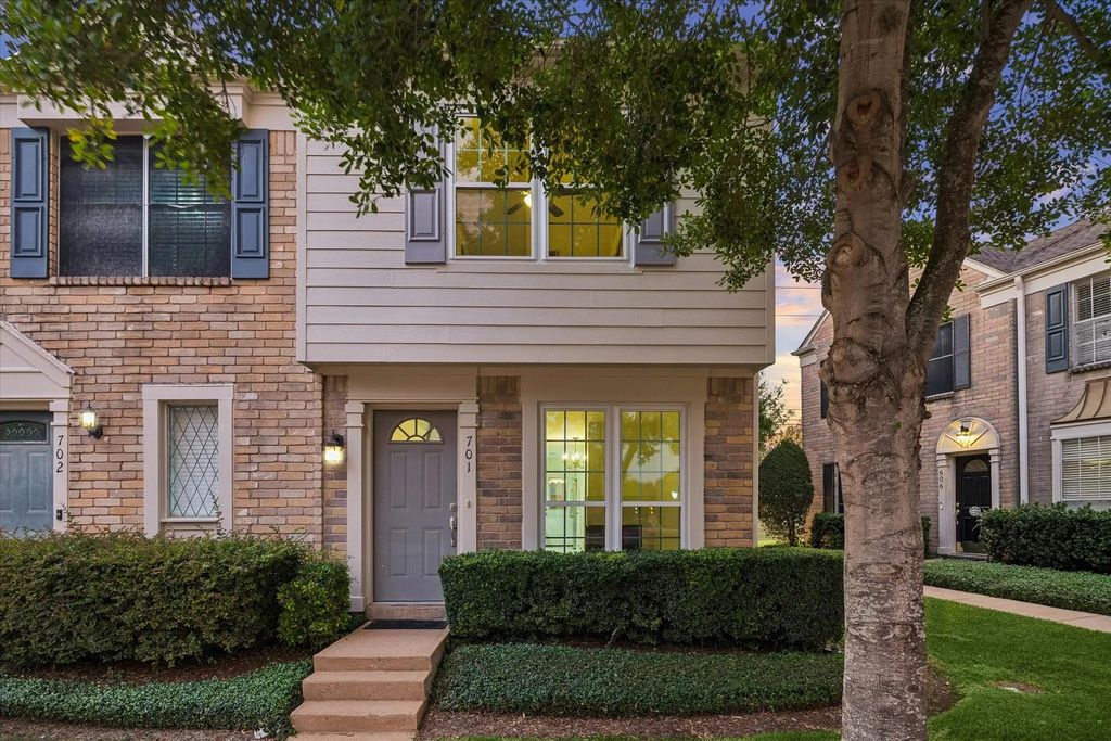 2808 Grants Lake Boulevard 701, Sugar Land