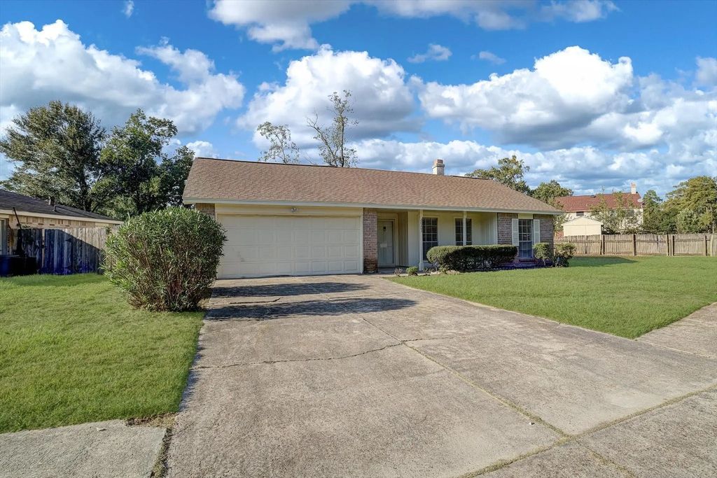 20203 Fox Stone Lane, Humble
