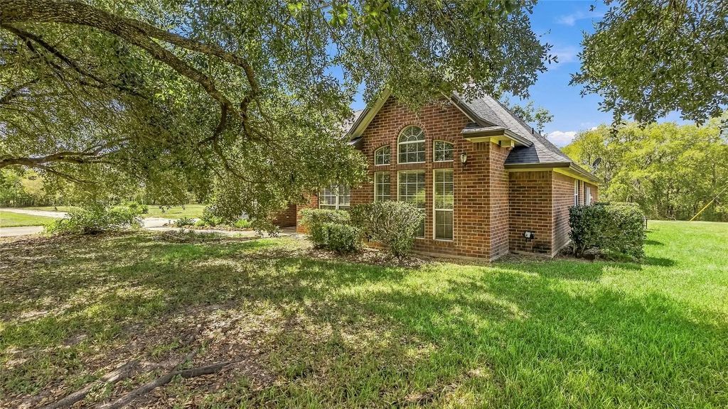 8002 Chockataw Lane, Navasota