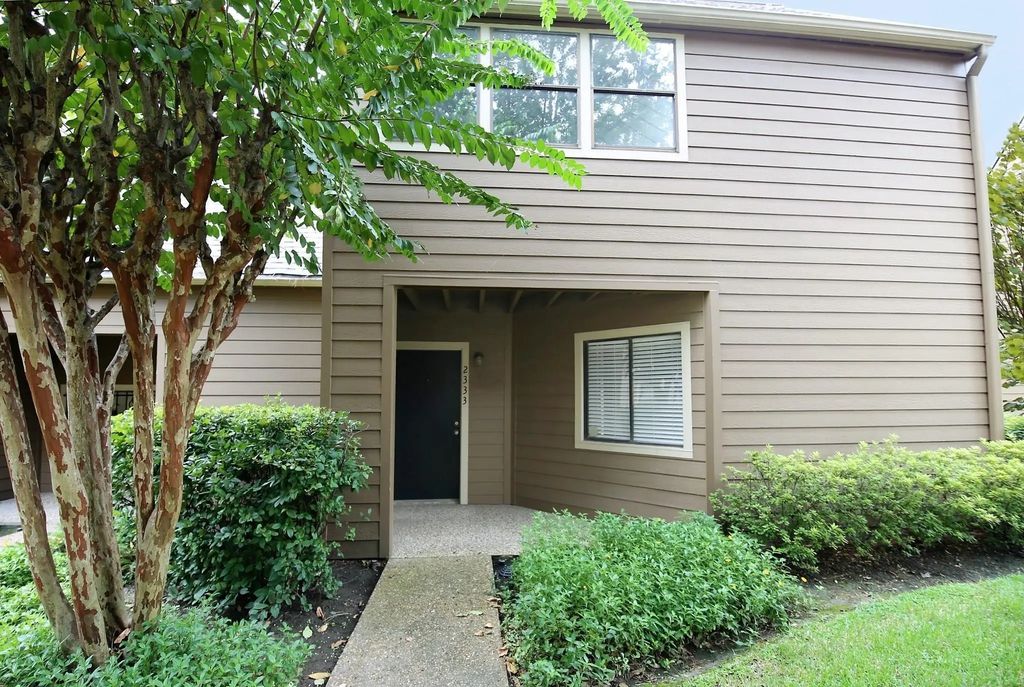 2333 Briarwest, Houston