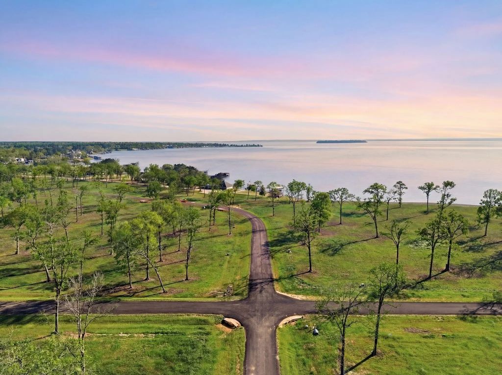 Lot 5 Island View, Livingston