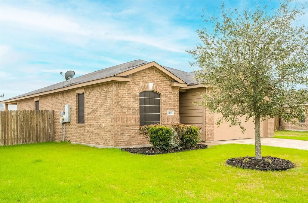7106 Montclair Peak Lane, Richmond
