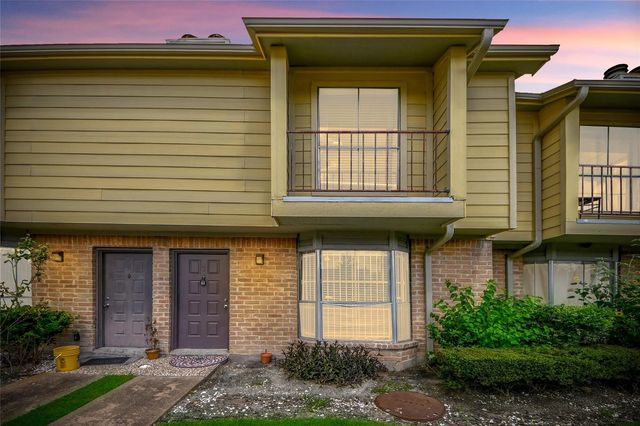9350 Country Creek Drive 5, Houston
