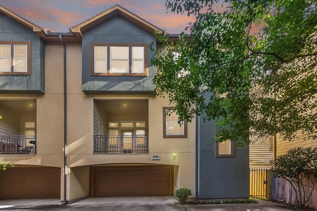 932 W 26th Street B, Houston
