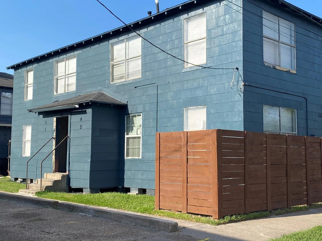 4615 Market St Street 2, Houston