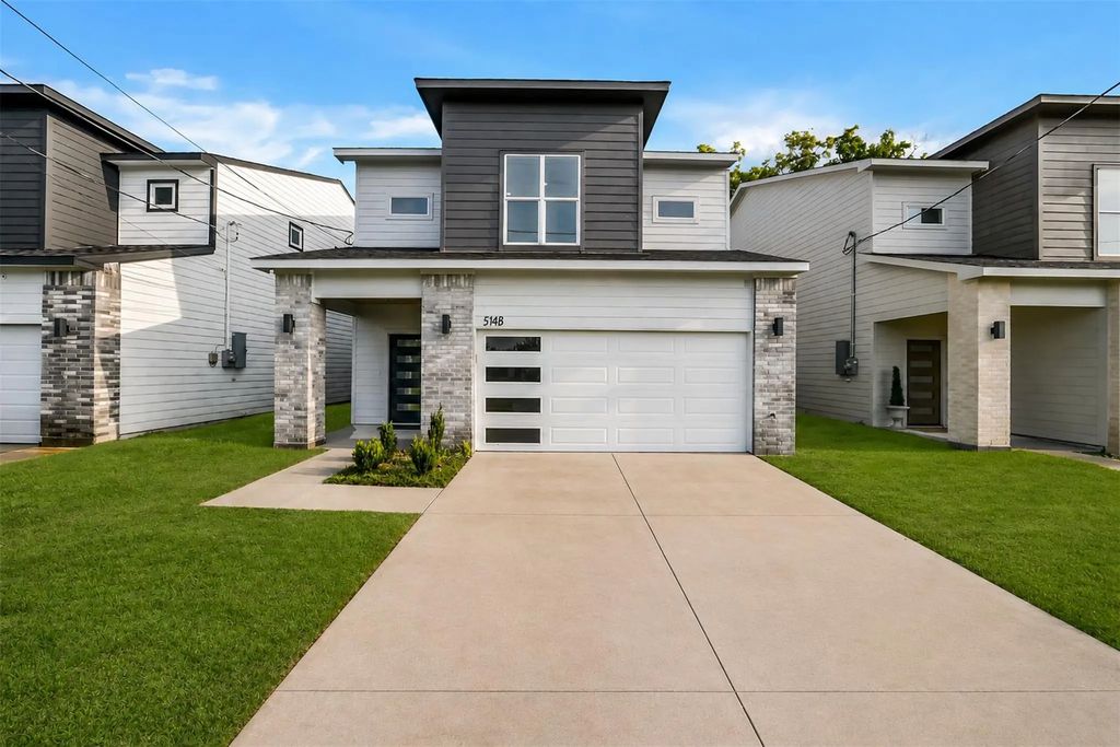 514 Melbourne Street B, Houston
