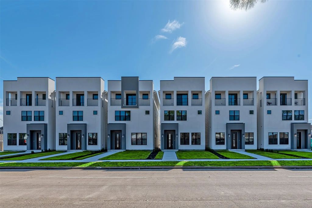 15000 S Richmond Avenue 5, Houston