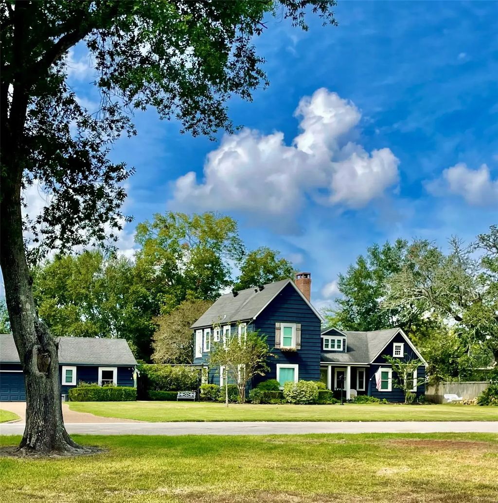 250 W Caldwood Drive, Beaumont