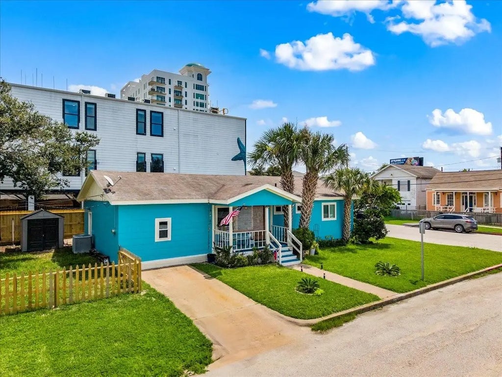 728 7th Street, Galveston