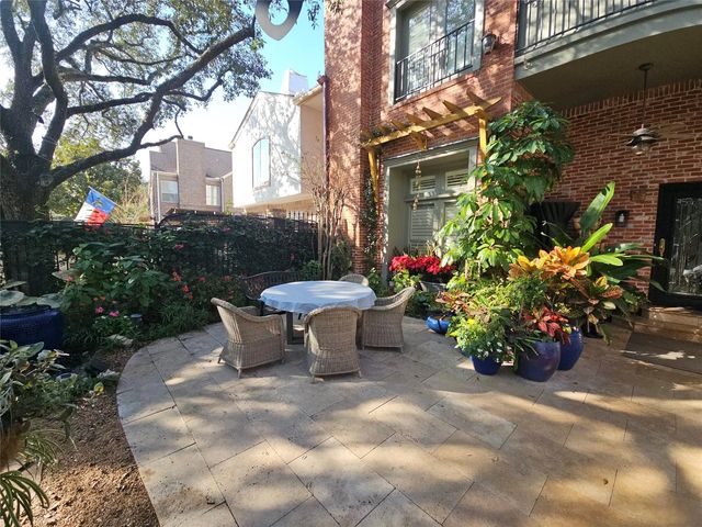 4716 Post Oak Timber Drive, Houston