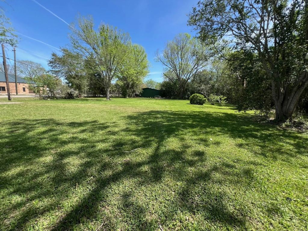 3414 E Walnut Street, Pearland