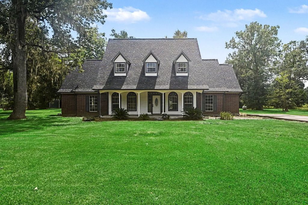 20339 County Road 684a, Sweeny