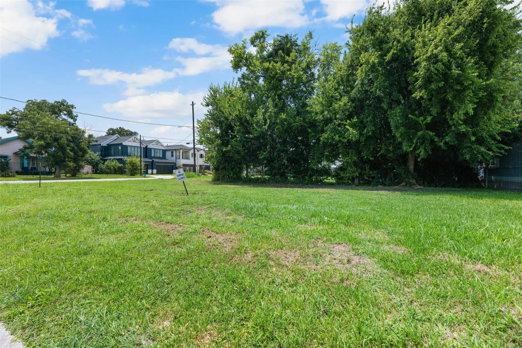 4417 New Orleans Street, Houston