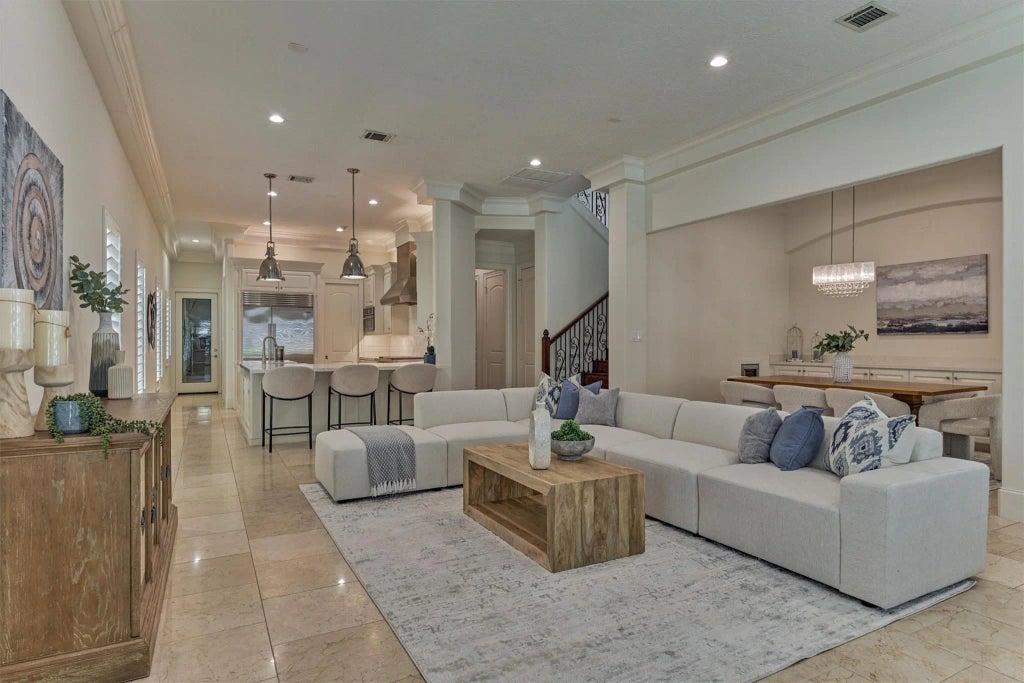 11 Olmstead Row, The Woodlands