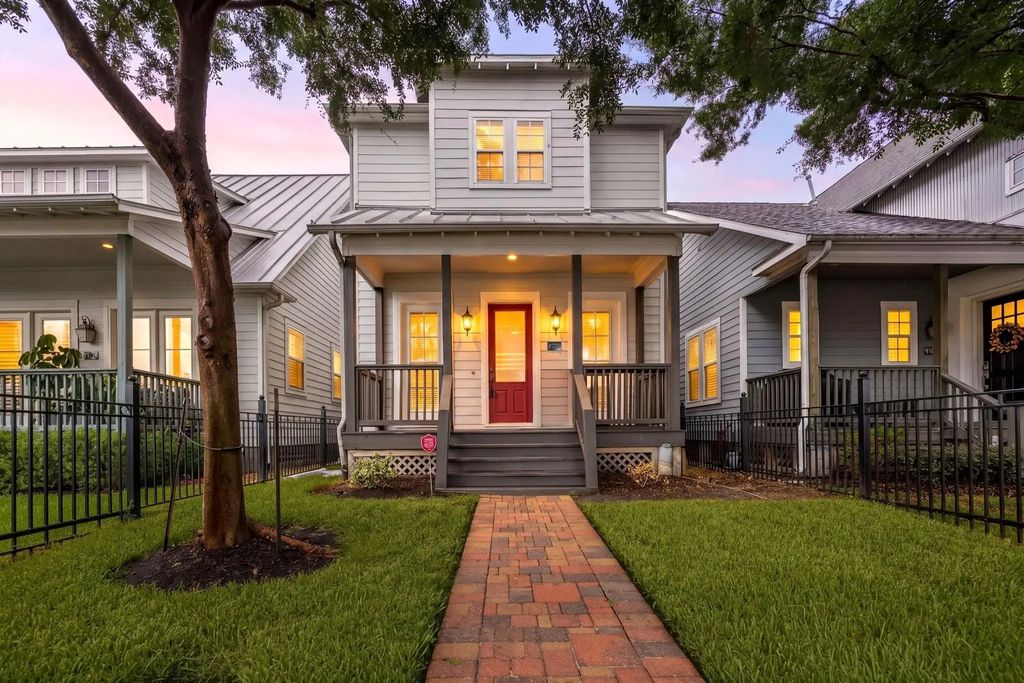 8720 Kempwood Drive, Houston