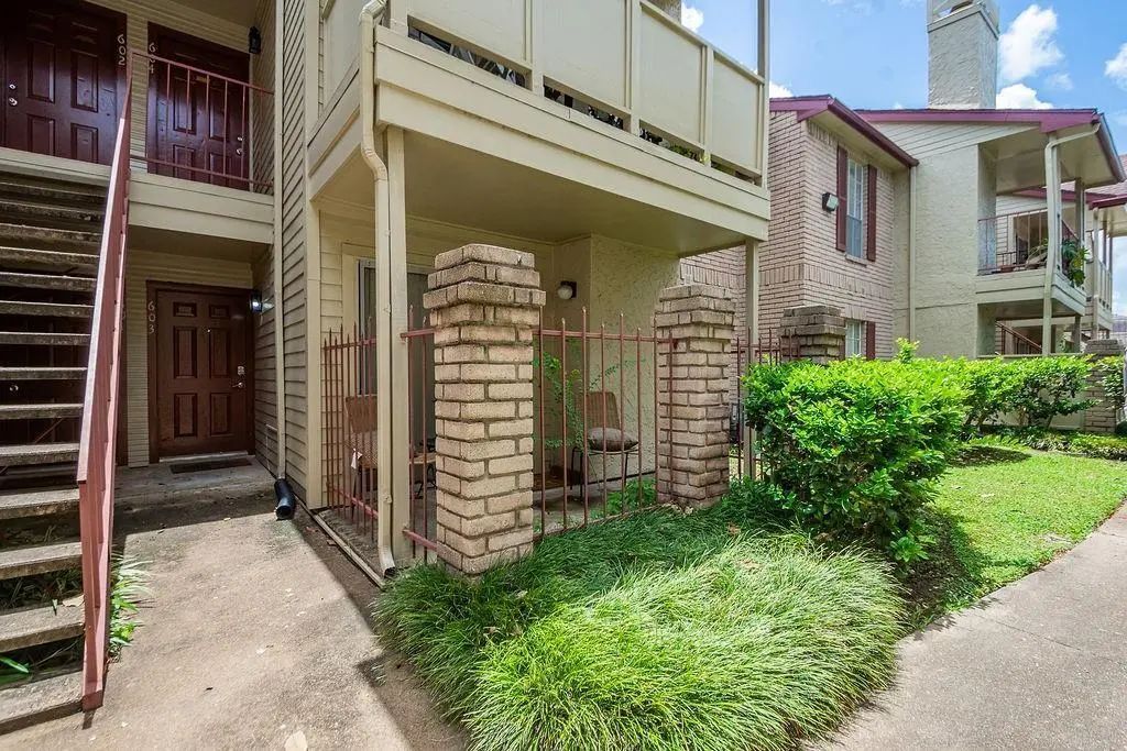 2120 El Paseo Street 603, Houston
