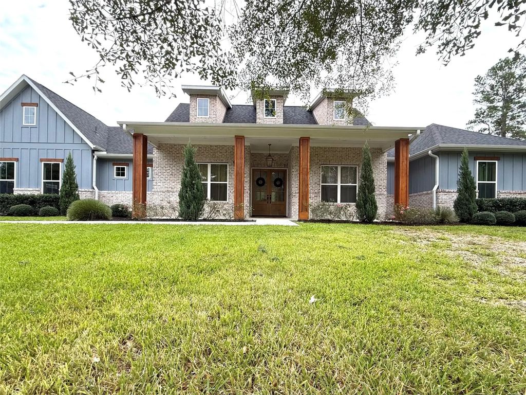 15624 Fire Sky Road, Willis