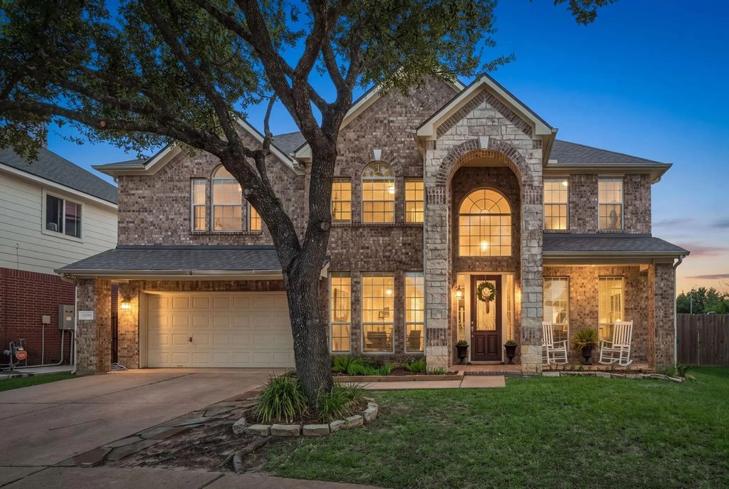 22315 Bridgestone Palm Court, Spring