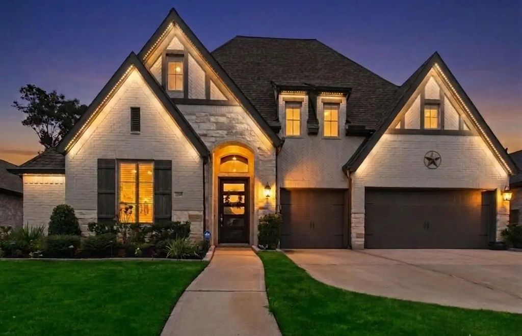 22058 Breakwater Lane, Porter