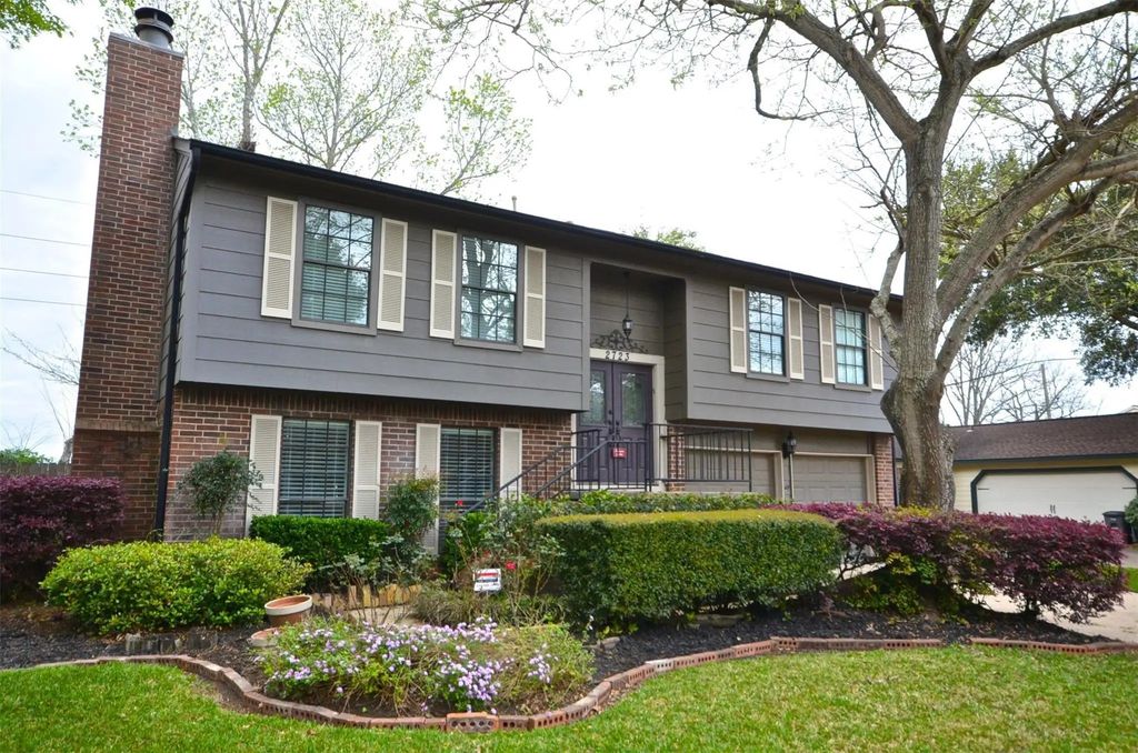 2723 Country Place Drive, Richmond