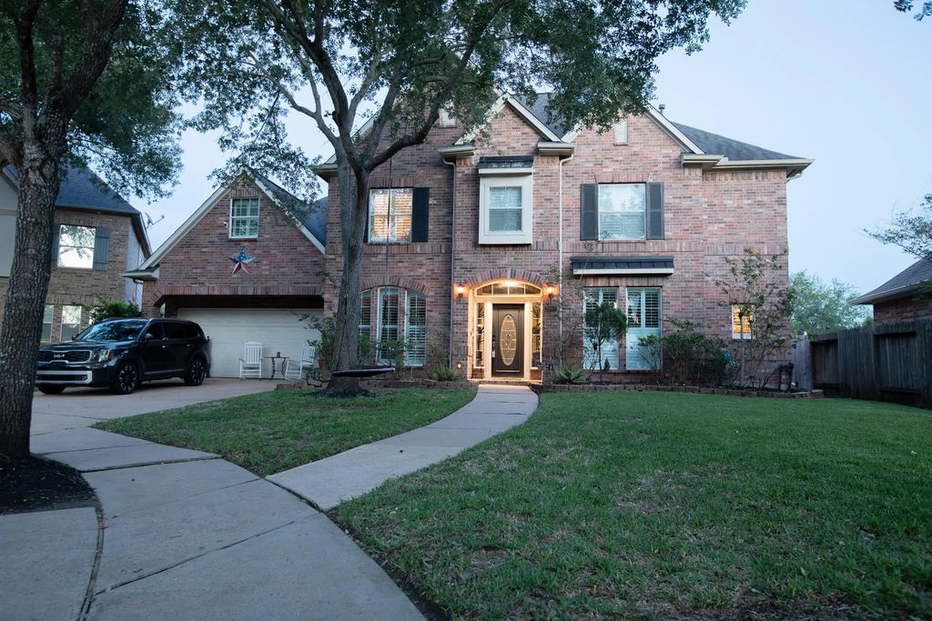 2607 Summer Trace Court, Richmond
