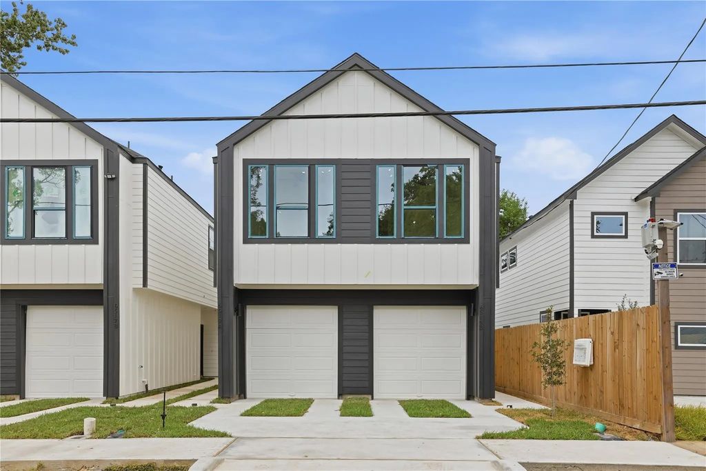 6519 A&b Tuskegee Street, Houston