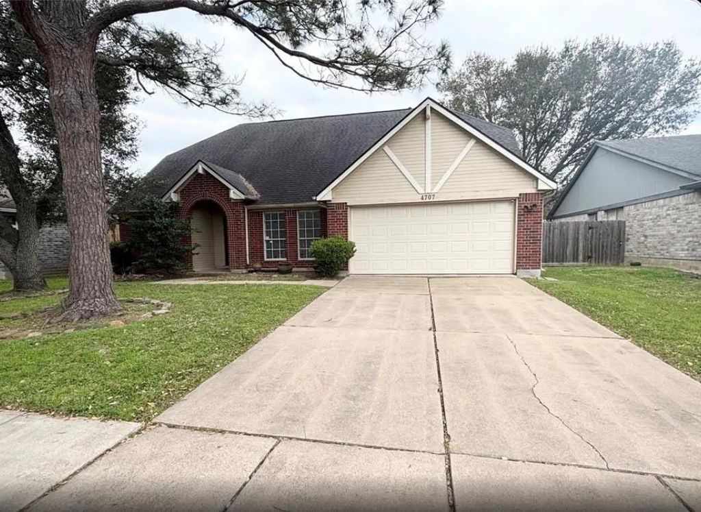 4707 Linden Place, Pearland