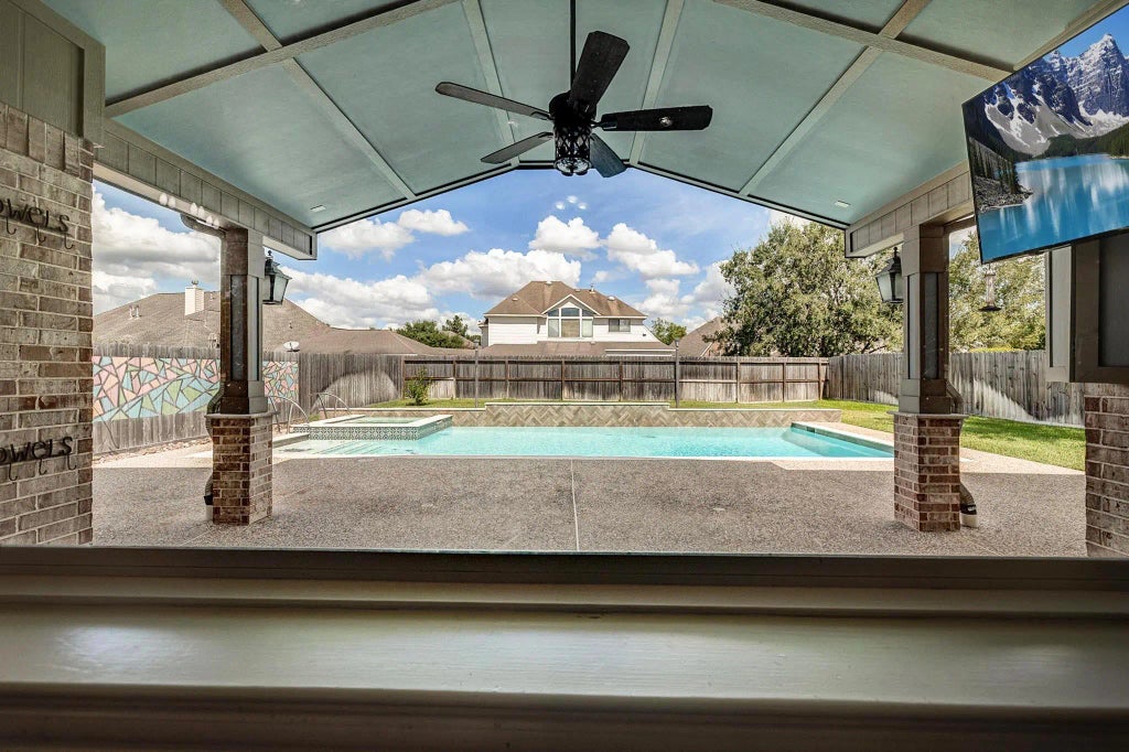 18606 Spring Heather Court, Spring