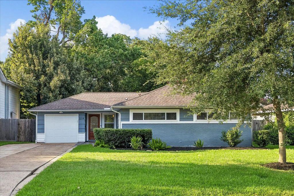 2214 Saxon Drive, Houston