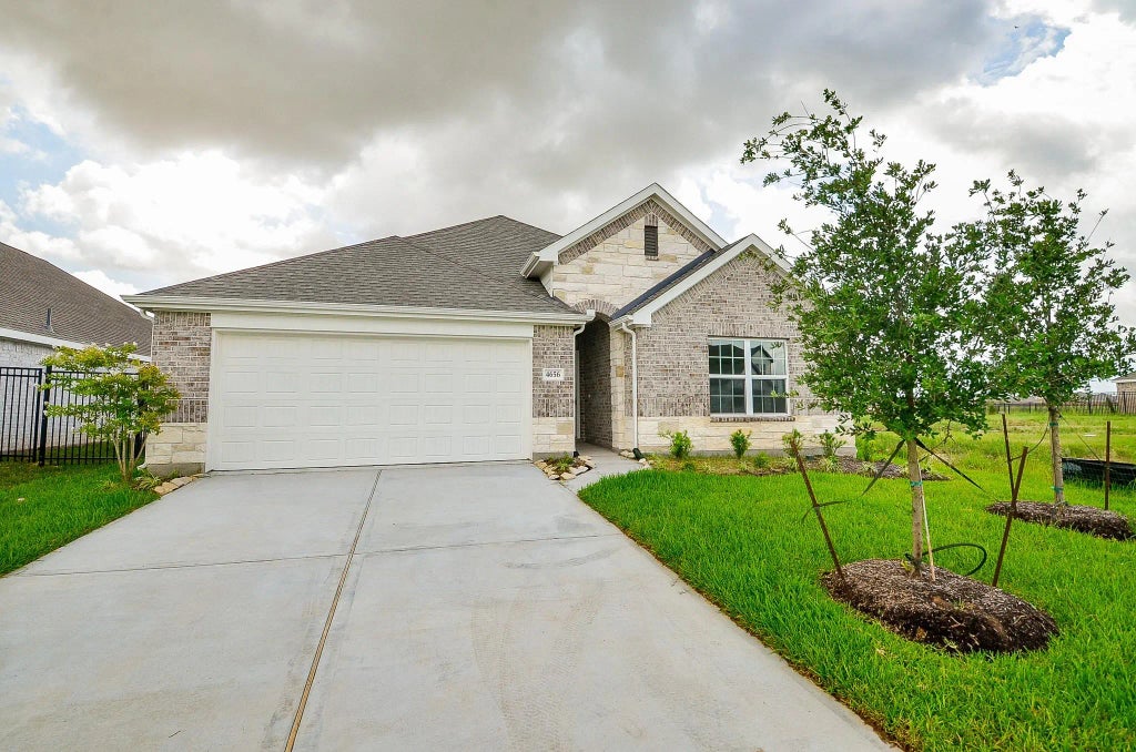 4656 Peony Green Drive, Katy