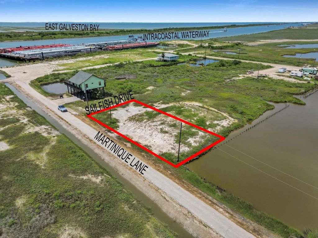 3301 Sailfish Drive, Port Bolivar