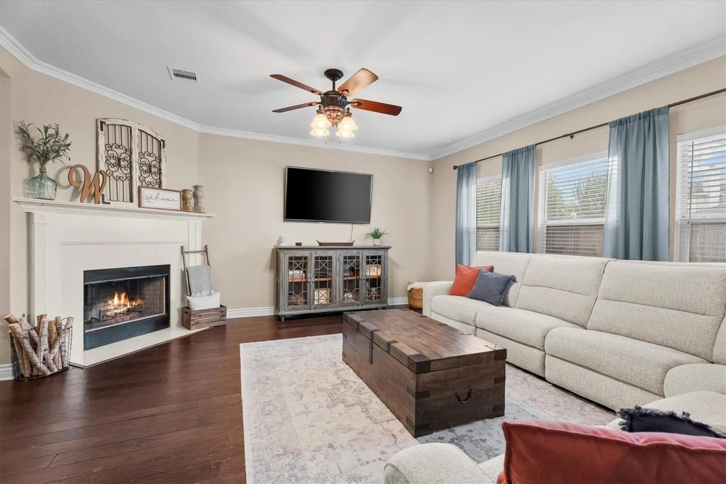 11802 Ribbon Falls Court, Tomball
